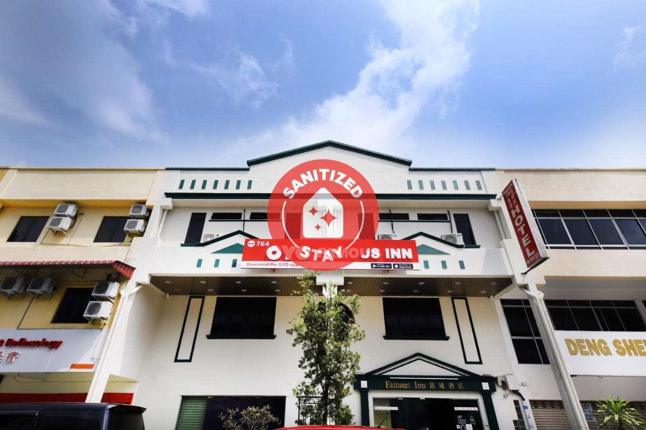 OYO 764 Hotel Famous Inn Malacca Exterior foto
