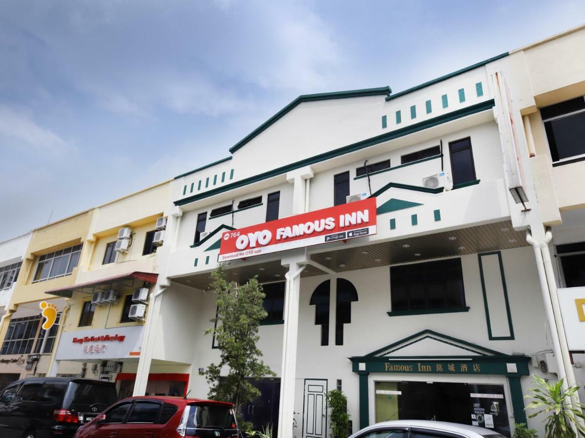 OYO 764 Hotel Famous Inn Malacca Exterior foto