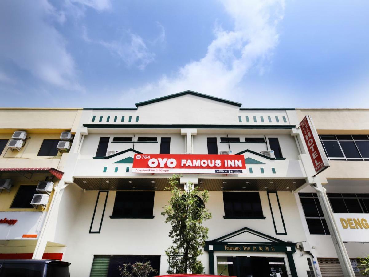 OYO 764 Hotel Famous Inn Malacca Exterior foto